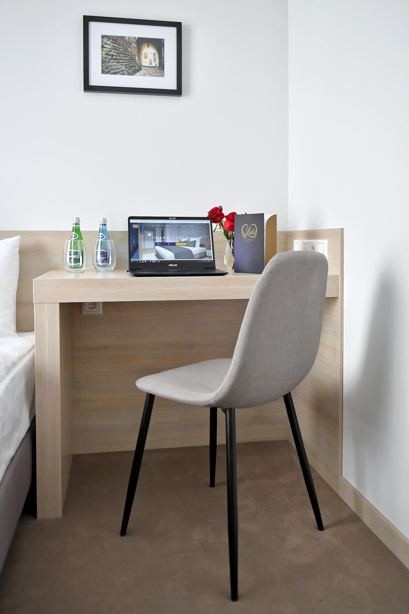 Lubhotel Lublin Exteriör bild